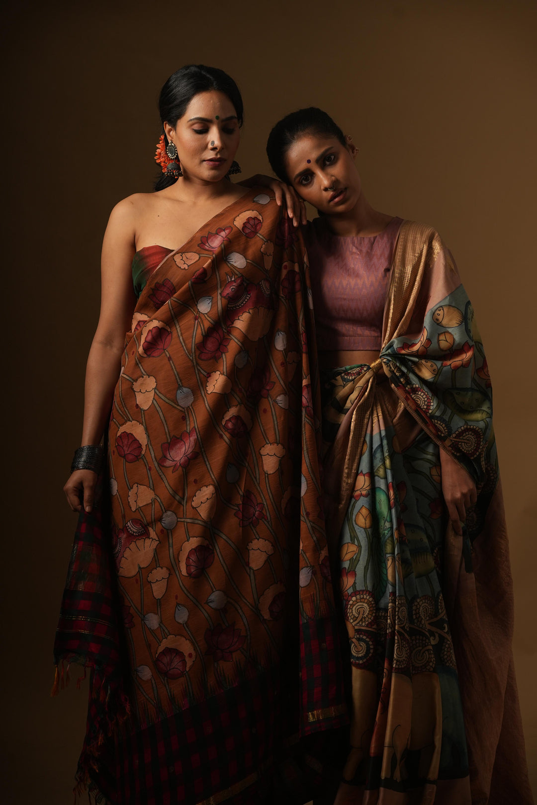 THE FUSION REVOLUTION : HOW KALAMKARI AND KANCHIPURAM SILK SAREES MERGE SEAMLESSLY