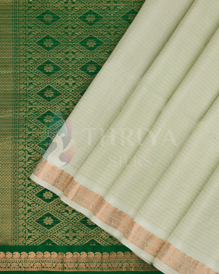 Ivory And Green Soft Silk Saree - TSW060807