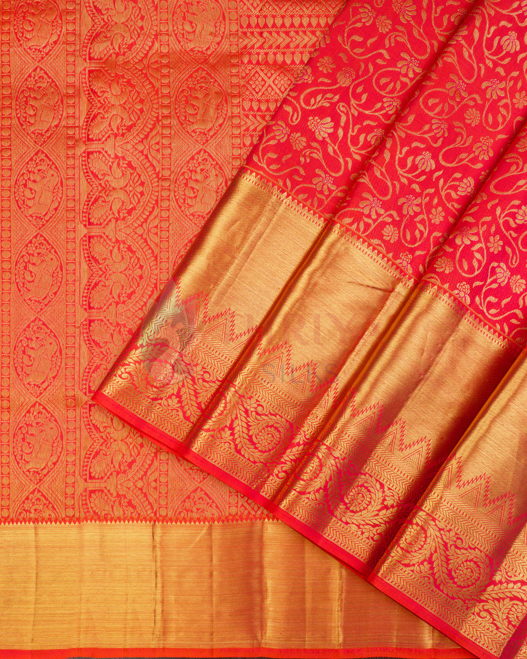 Red Kanchipuram Silk Saree - BW2425(836)