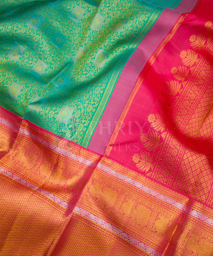 Green with Peach Border Pure Zari Kanchipuram Silk Saree - TSW0829 - View 4