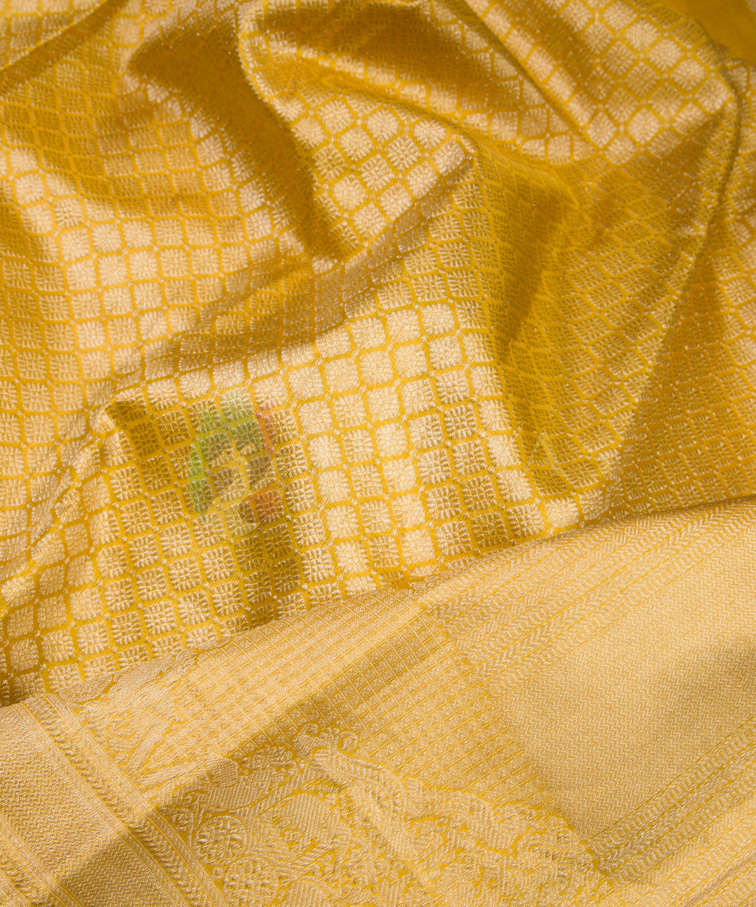 Gold Pure Zari Kanchipuram Silk Saree - TSW0844 - View 4