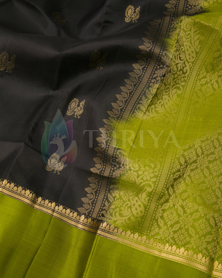 Black And Green Soft Silk Saree - TSW120906