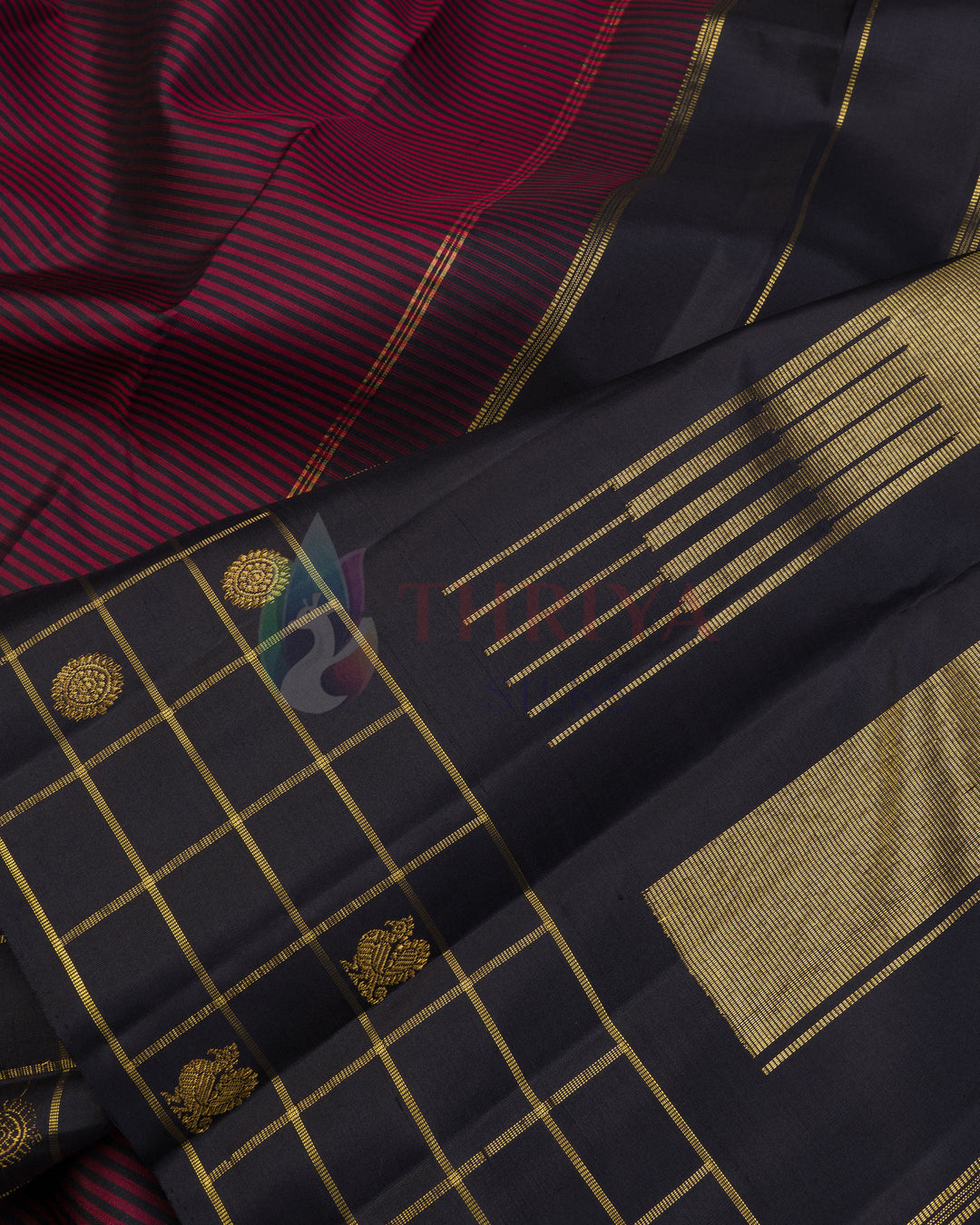 Arakku & Black Kanchipuram Silk Saree - TSPQ100503