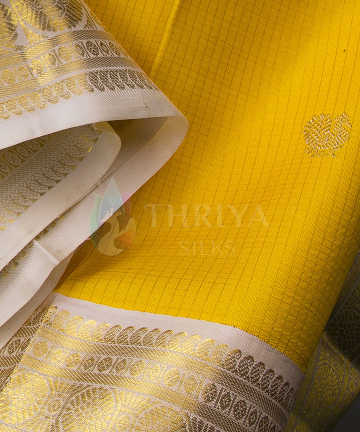 Yellow and Off-White Pure Zari Kanchipuram Silk Saree - TSW0806