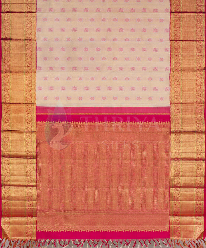 Off-White and Arakku Red Pure Zari Kanchipuram Silk Saree - TSW0787