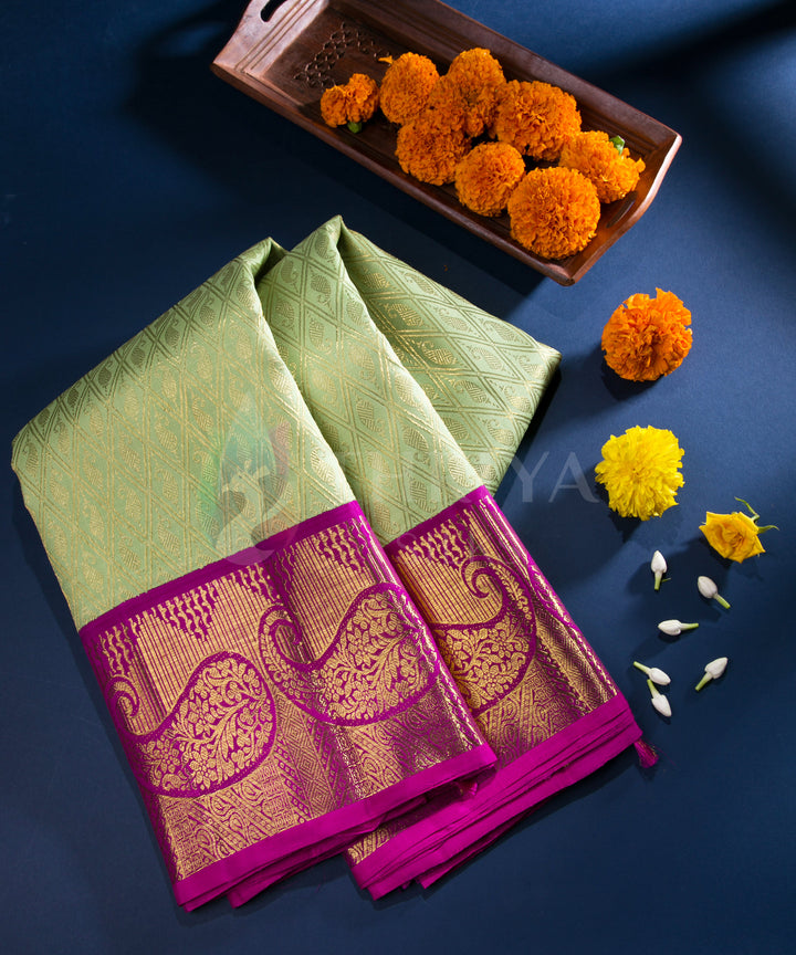 Green And Magenta Kanchipuram Silk Saree - TSWA1807