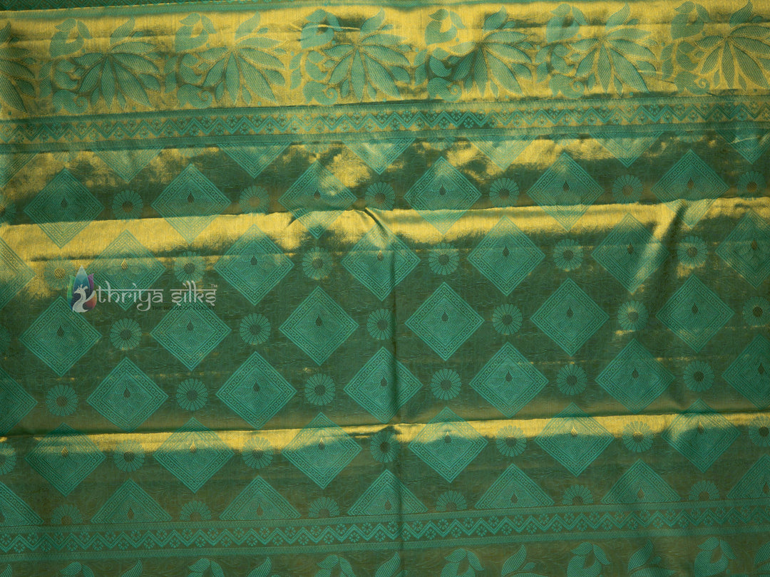 Gold And Green Kanchipuram Silk Saree - TSW0915 - View 2