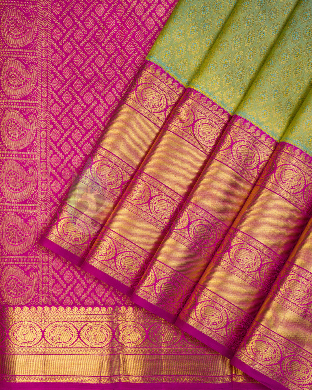 Green Kanchipuram Silk  Saree With Pure Zari - TSWO938