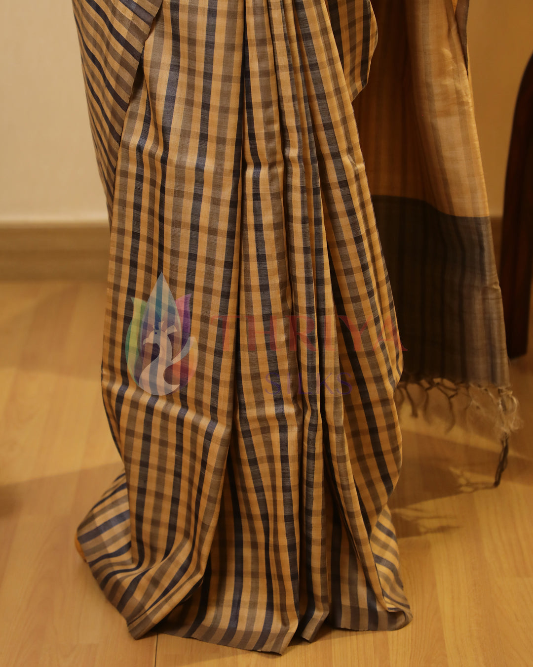 Black & White Tussar Saree - TSW150302