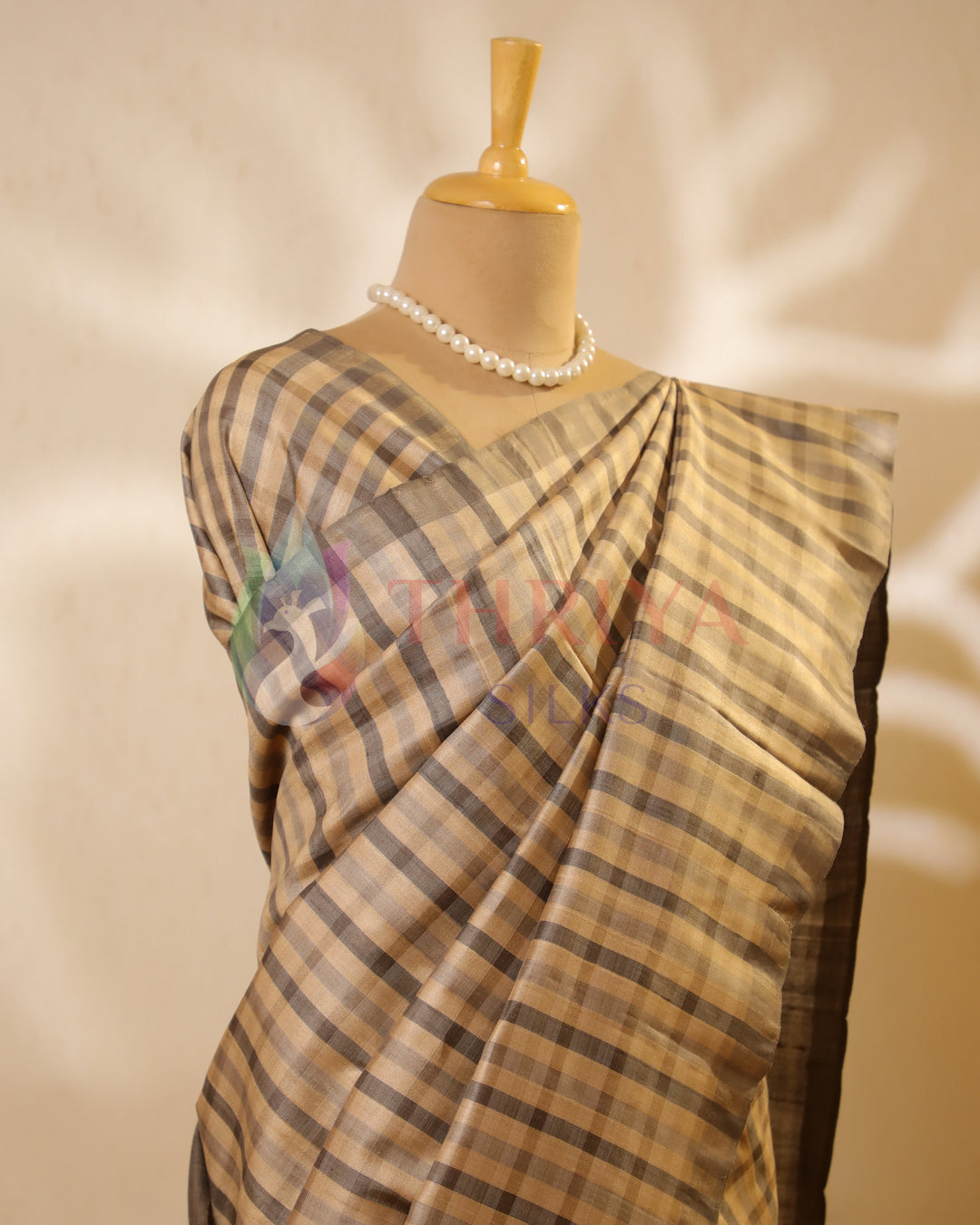 Ivery And Grey Tussar Saree - TSW150312