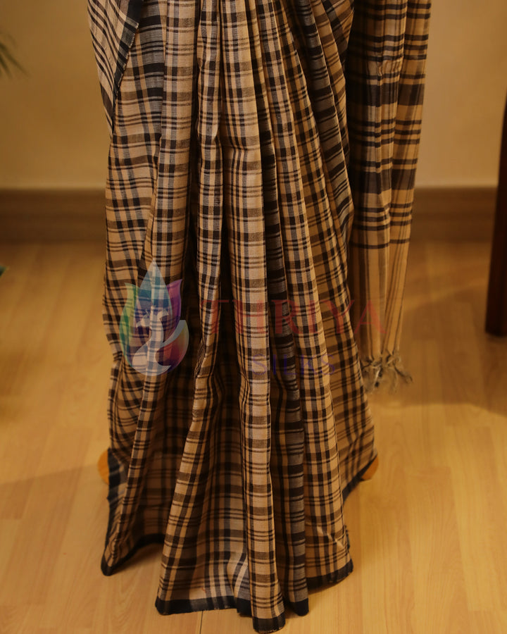 Half White With Black Tussar Saree - TSW150301