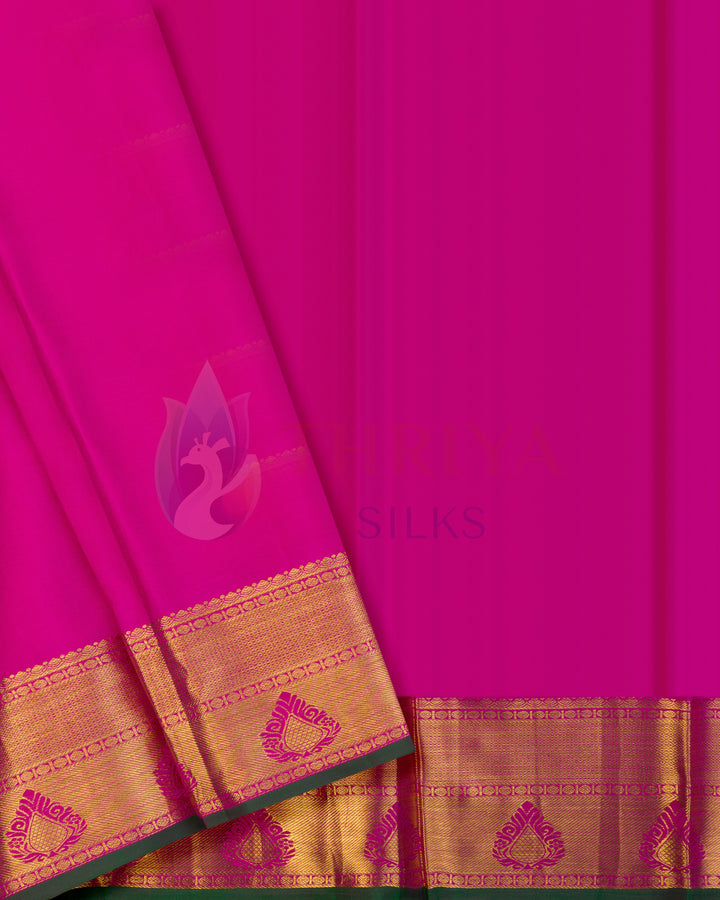 Plain pink blouse with rich golden zari border – Kanjivaram saree